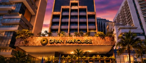 Fachada de hotel à beira-mar em Fortaleza ao entardecer (imagem ilustrativa)